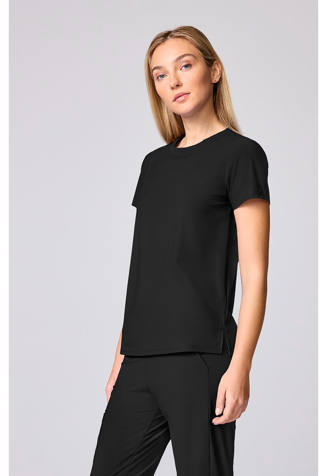 INFINITY PERSUIT CREW NECK TEE