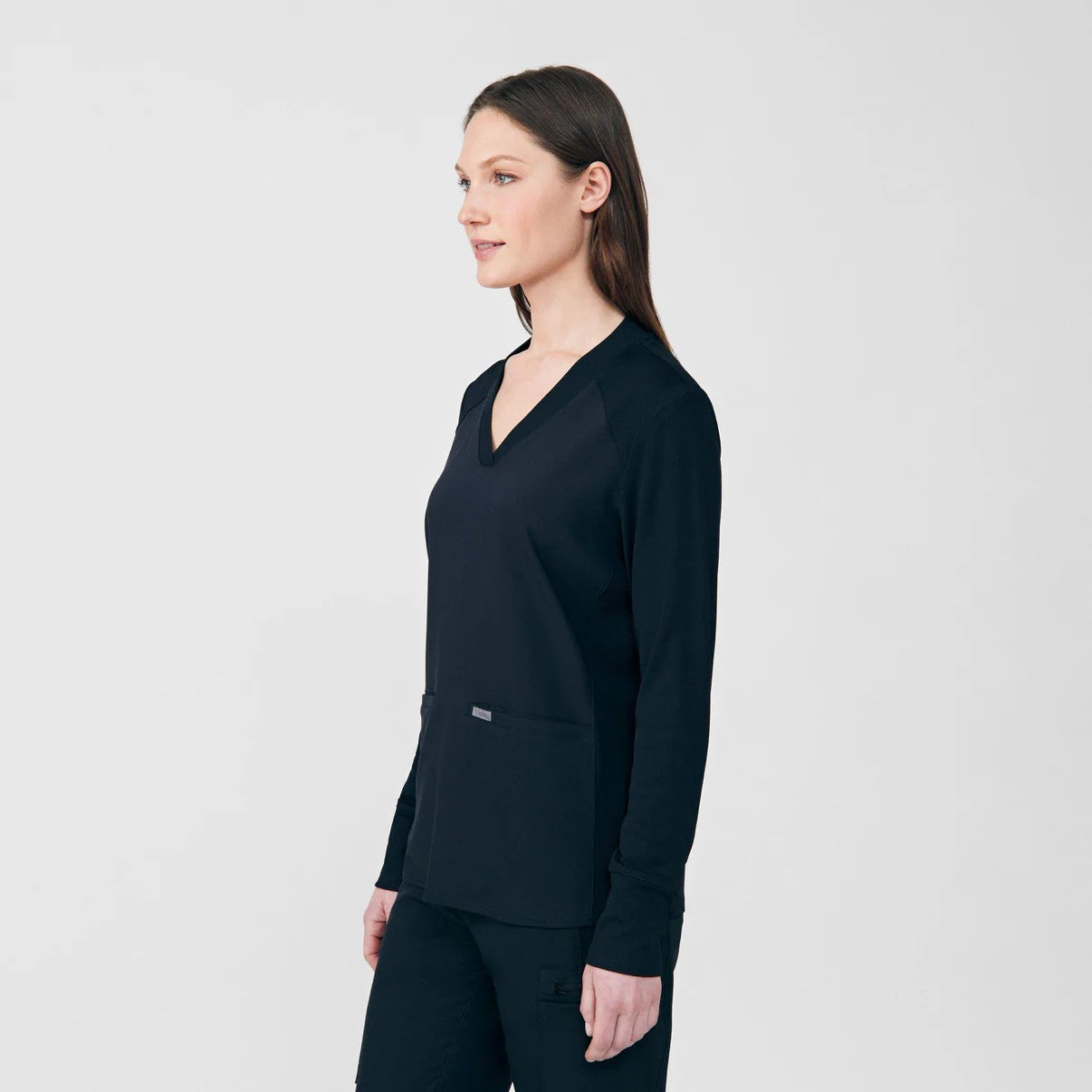 LANDAU FORWARD 2 POCKET LONG SLEEVE SCRUB TOP