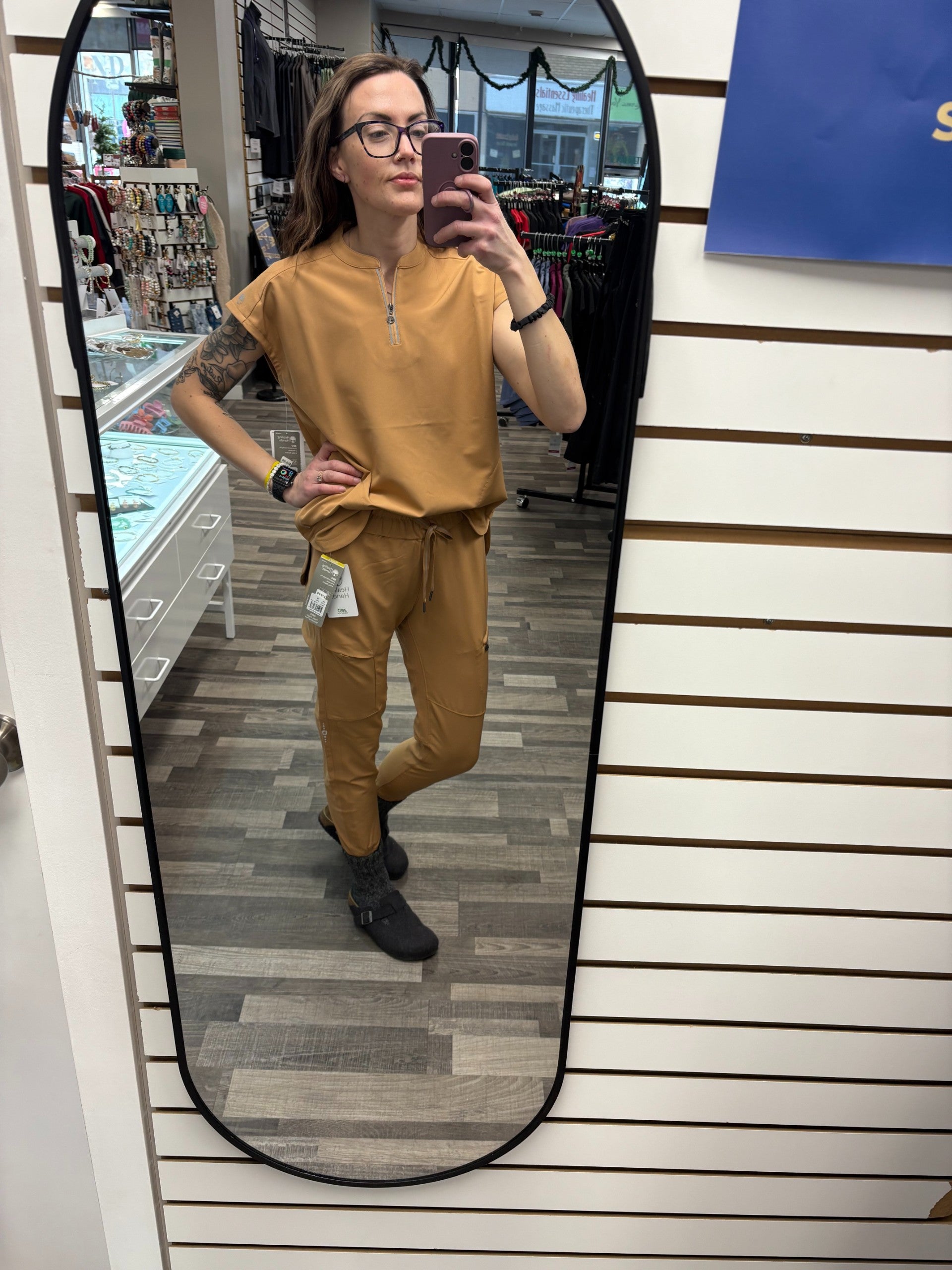 HEALING HANDS SANDY TOP